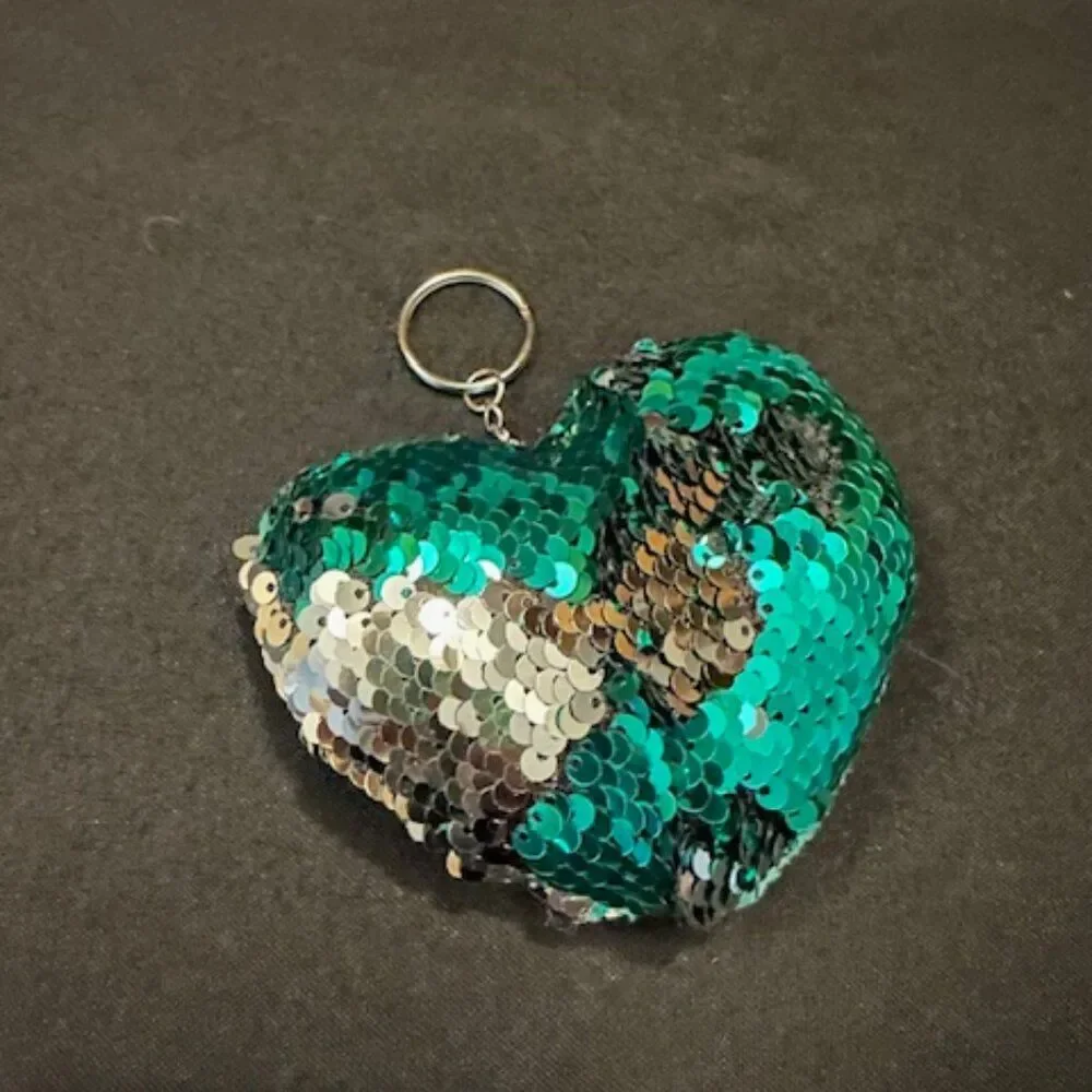 Teal / Silver Sequin Heart Key Chain  7918